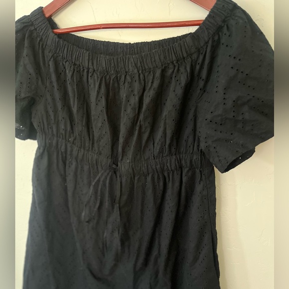 NWT GAP Maternity Black Eyelet Mini Dress Size Medium - Picture 4 of 9
